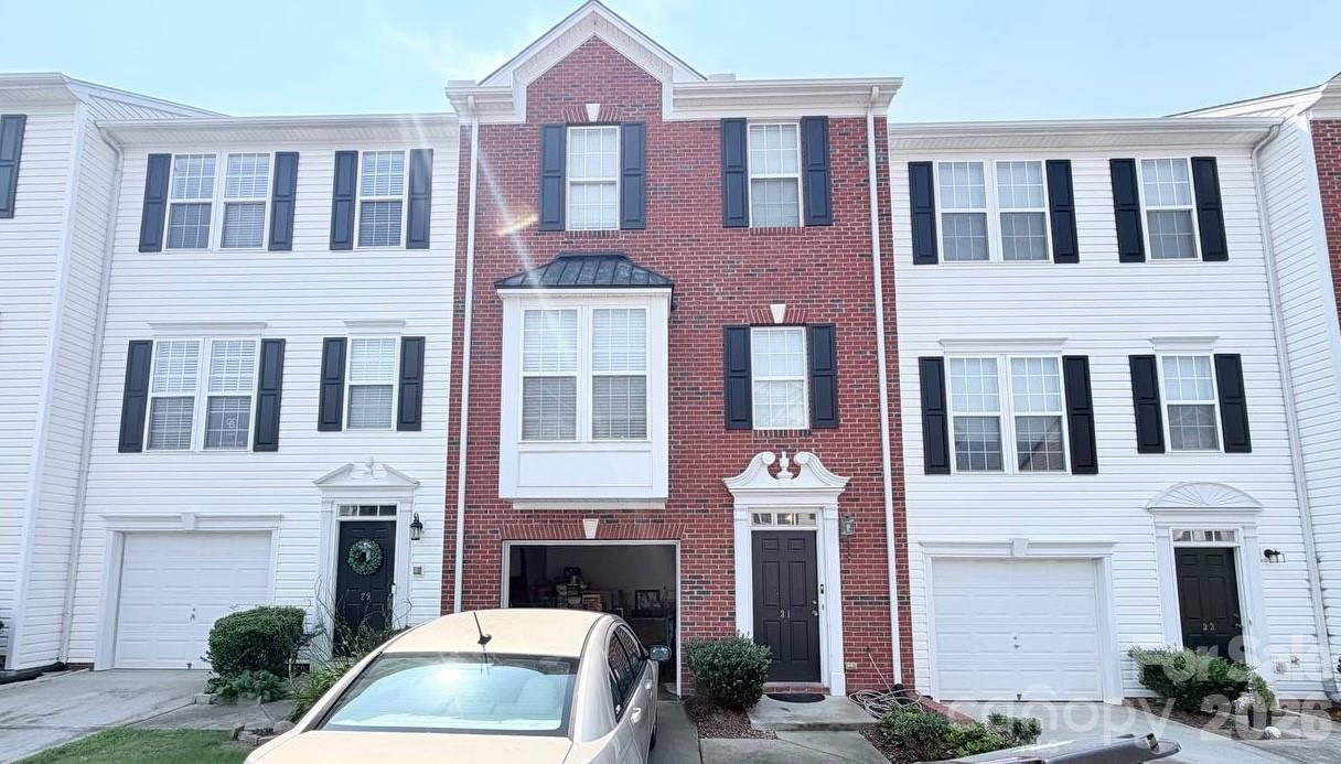 31 Heritage Oak Way — photo
