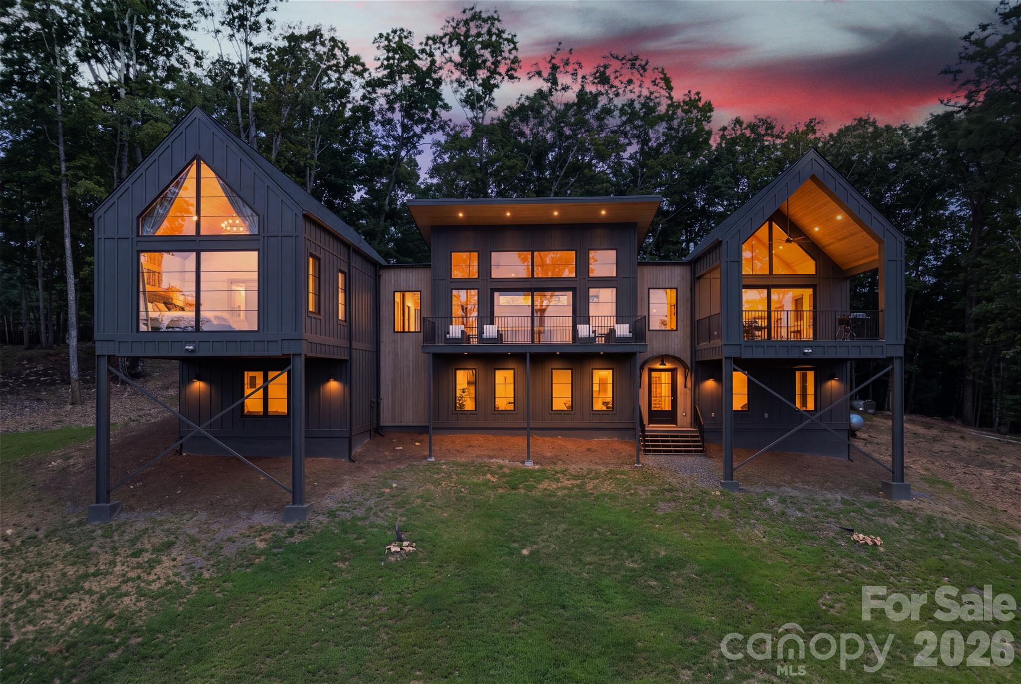 724 Grand Laurel Way — photo