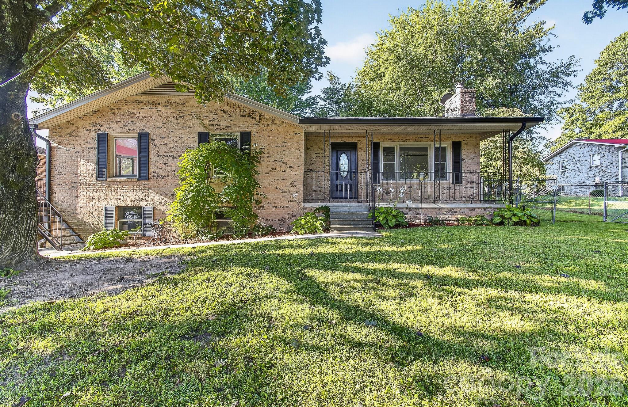 1371 Jackson Loop Road — photo