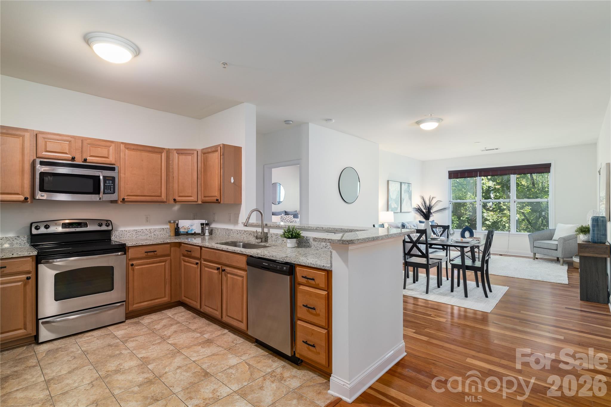 1000 E Woodlawn Road 217 — photo
