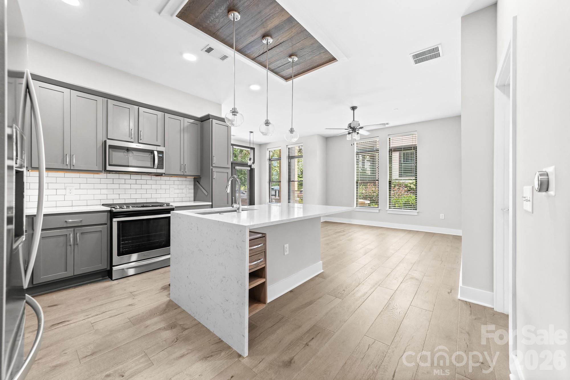 2401 Euclid Avenue Unit 116 — photo