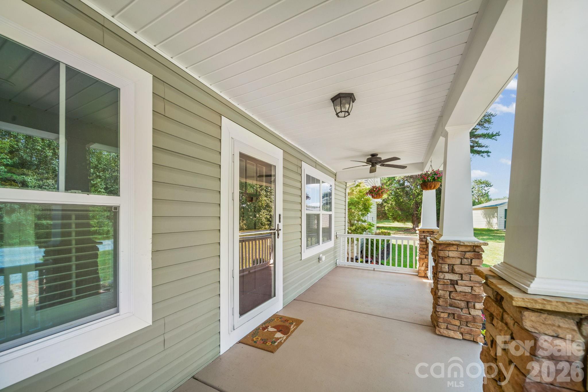 1360 Standing Oak Drive — photo