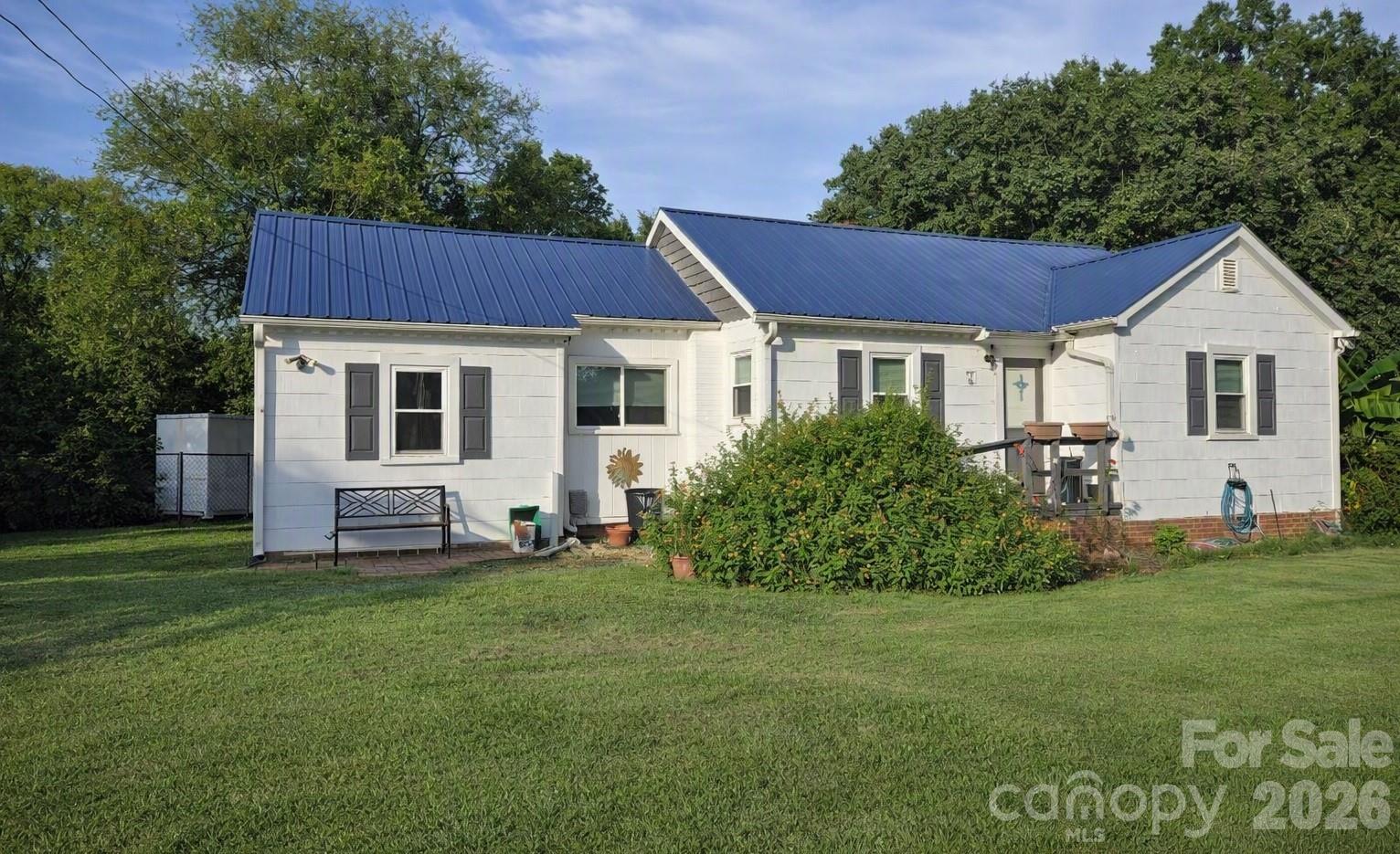 71 Highland Avenue SW — photo