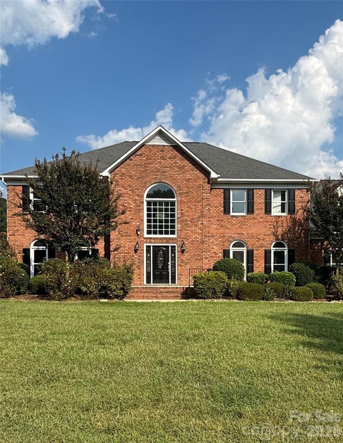 1001 DownPatrick Lane NW — photo