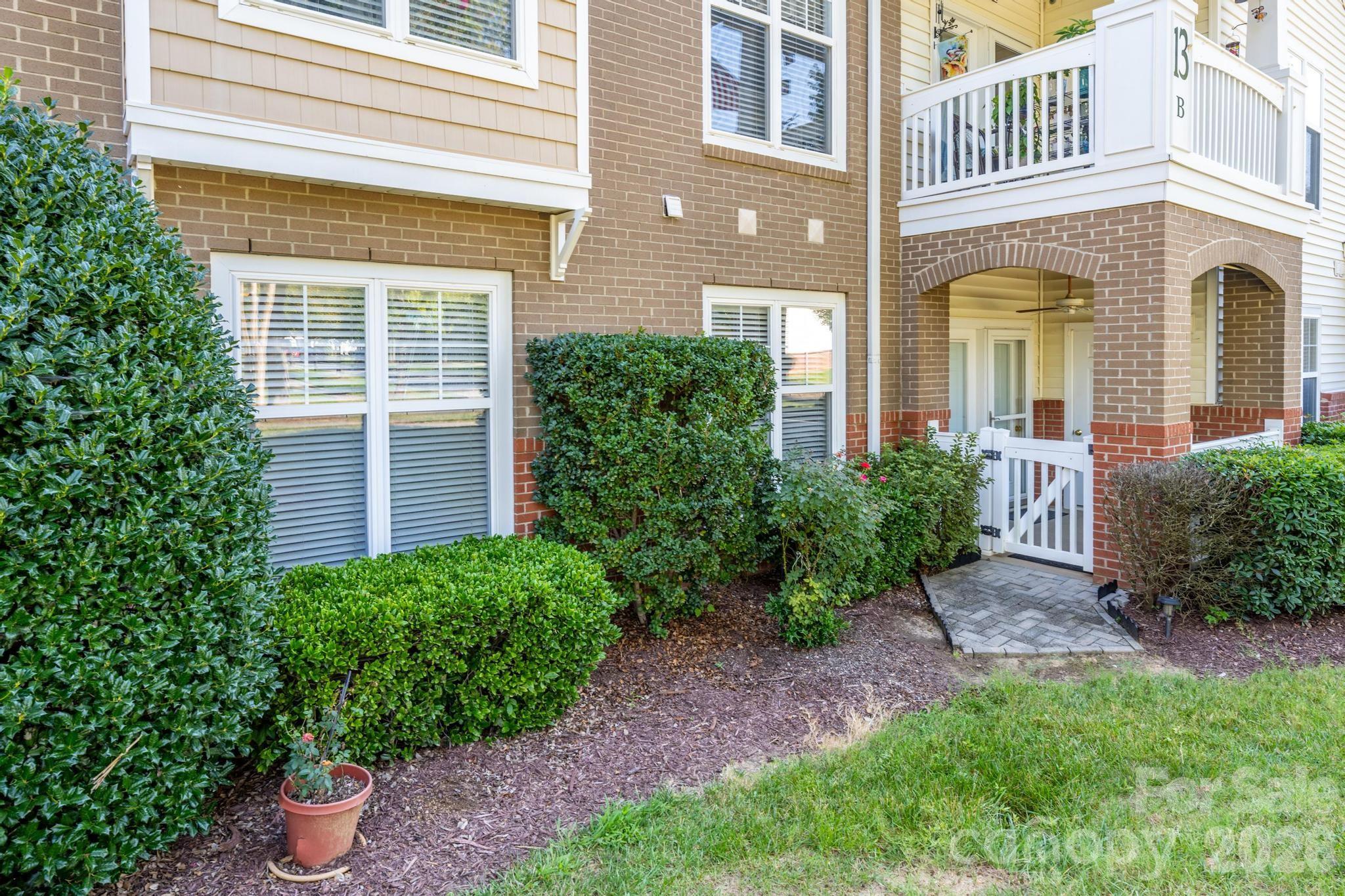 16638 Amberside Road E, Cornelius, NC 28031 — photo 3