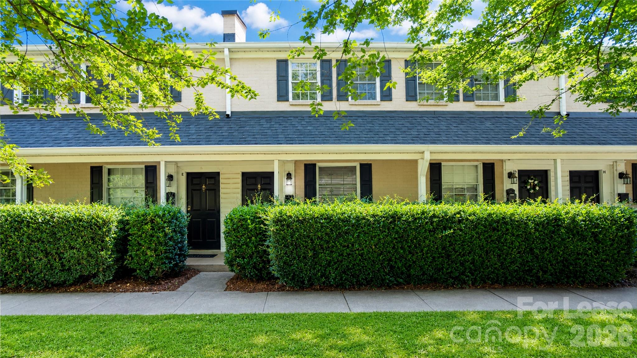 1224 Green Oaks Lane F — photo