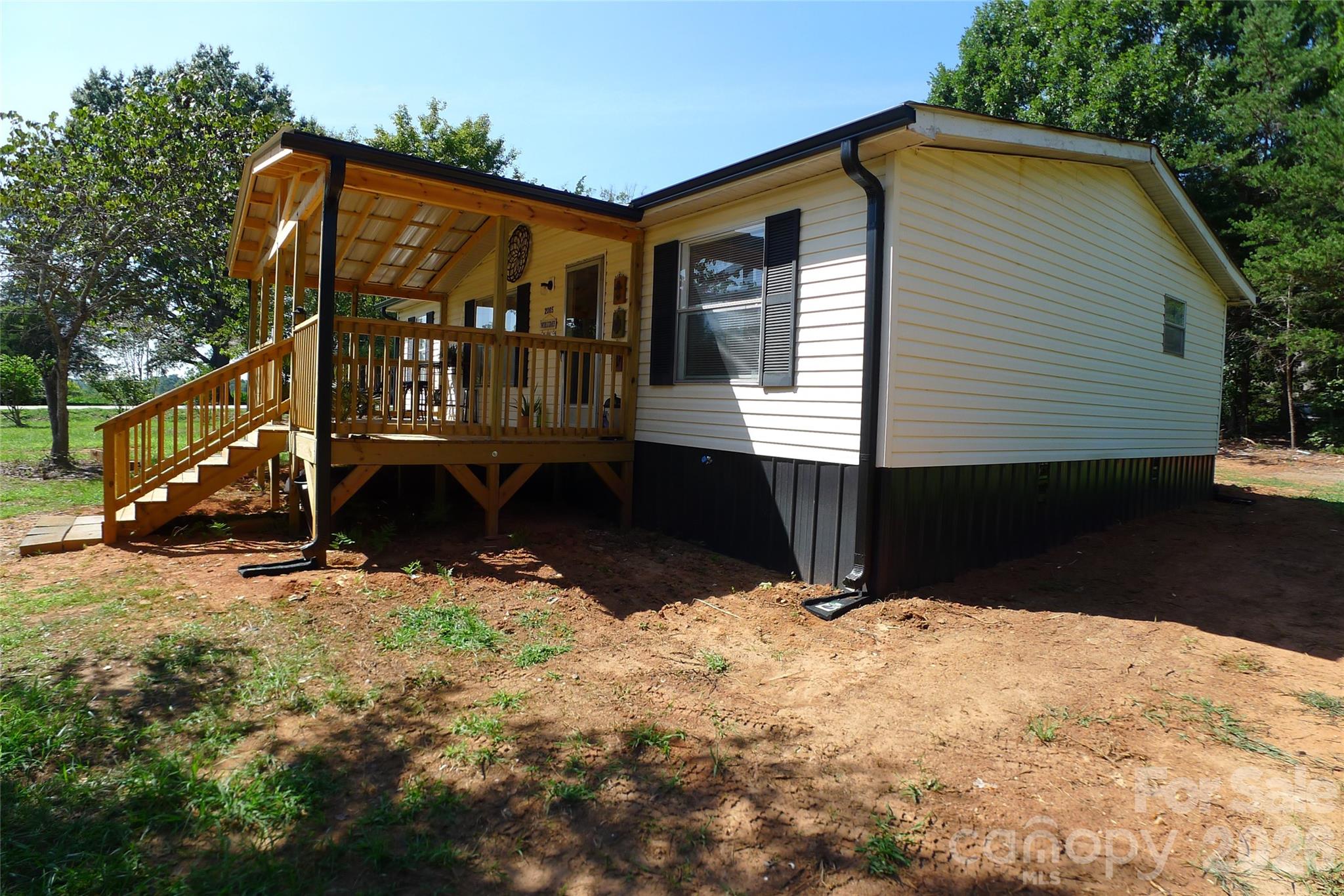 2005 Monico Lane 2 — photo