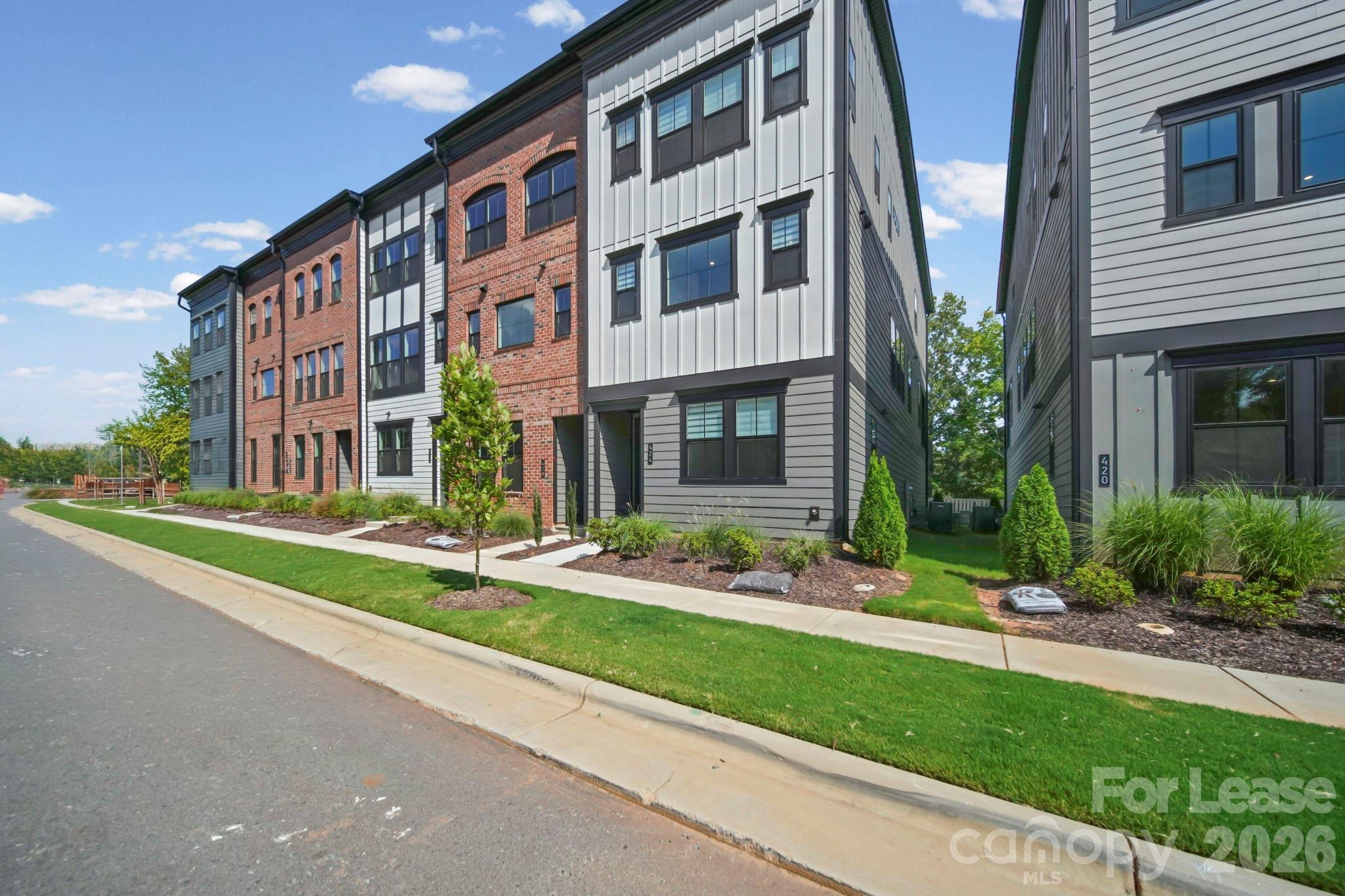 424 Old Town Village Road 30 — photo