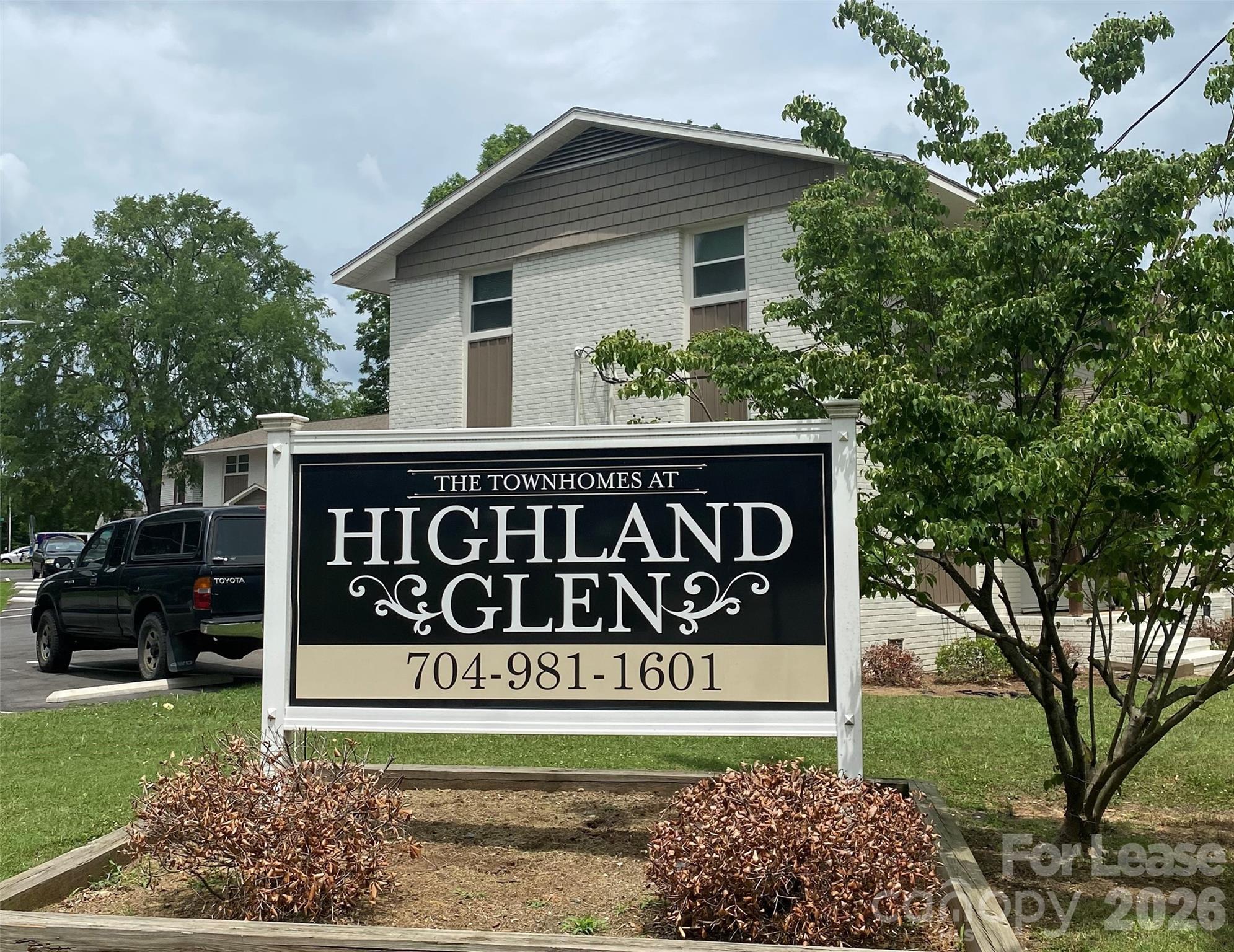 318 Highland Street 11 — photo