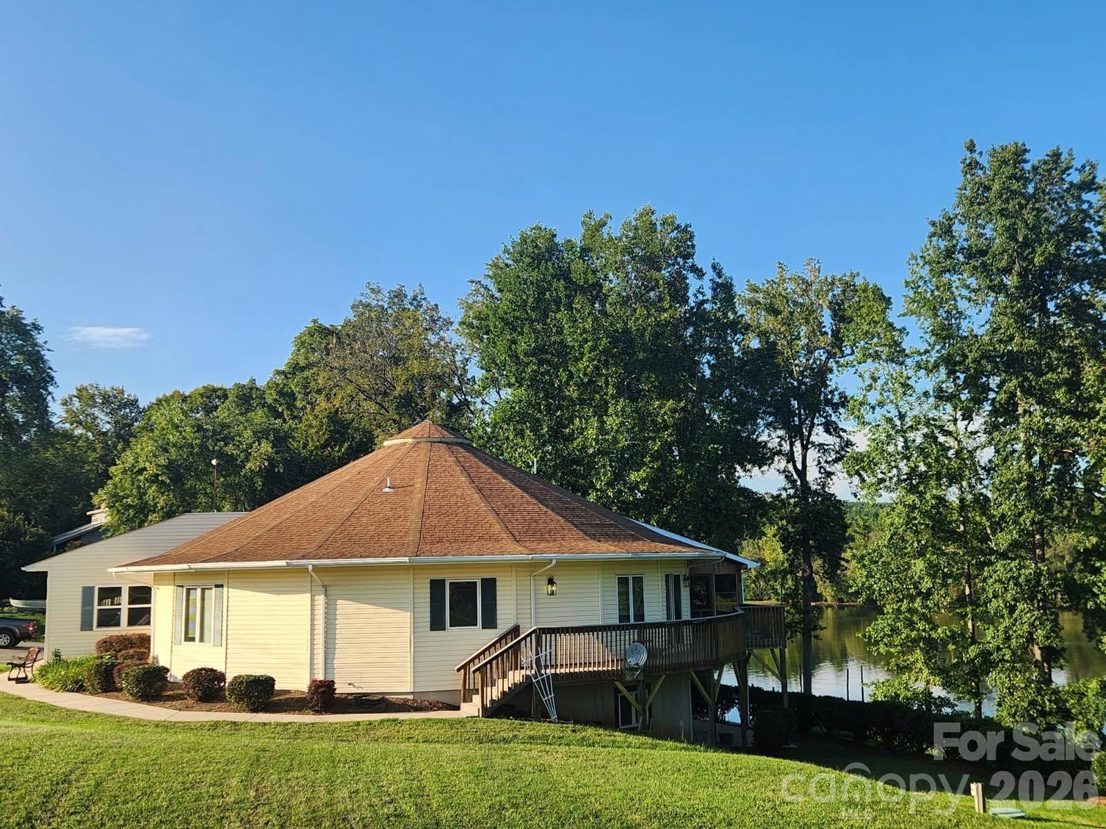 6034 Lookout Heights Drive — photo