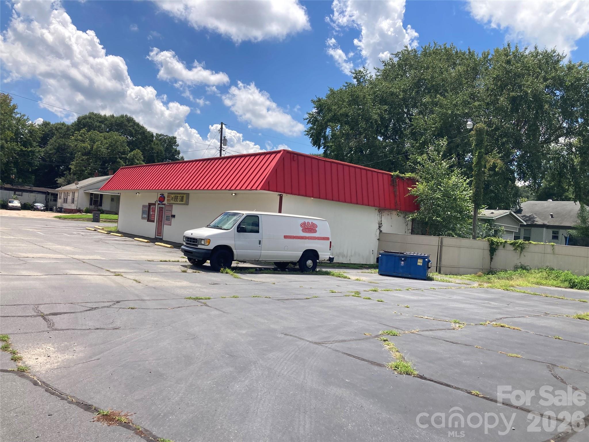 1201 N Cannon Boulevard — photo