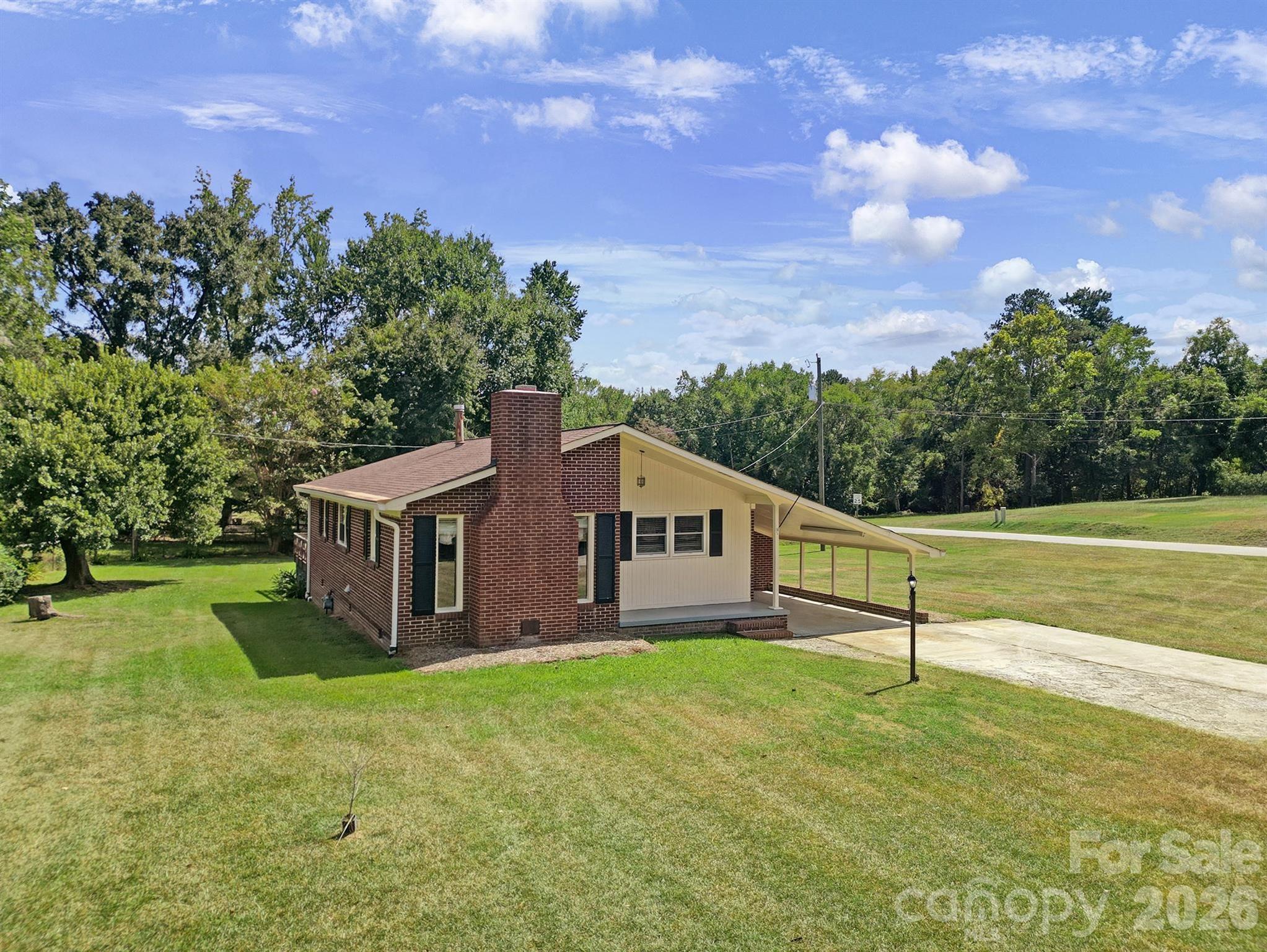15884 State Highway 200 Highway — photo