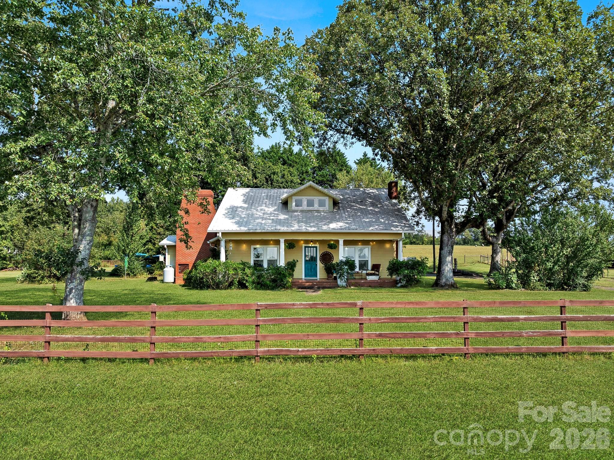 157 J a Hampton Road — photo
