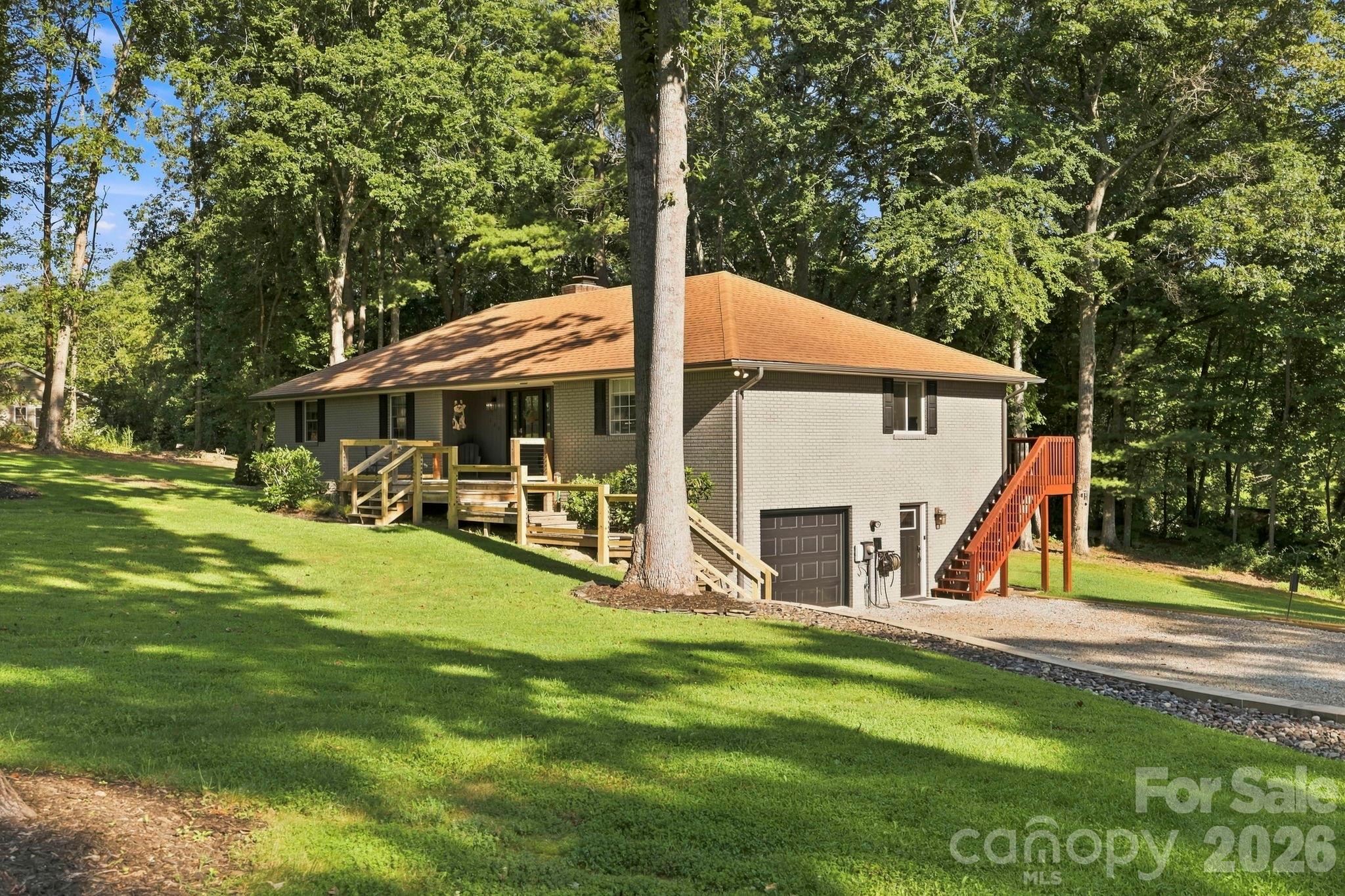 168 S Country Lane — photo