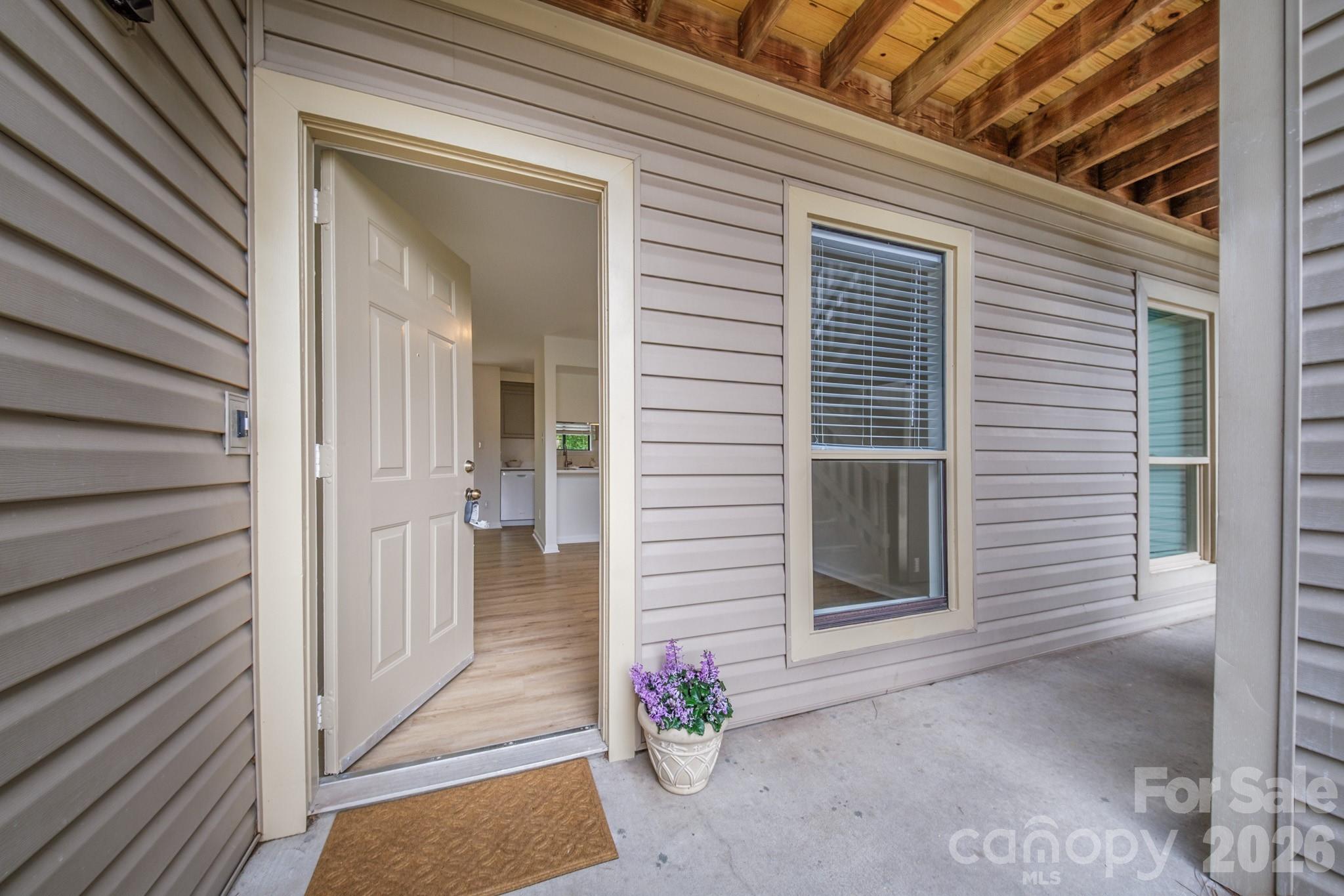 11022 Running Ridge Road — photo