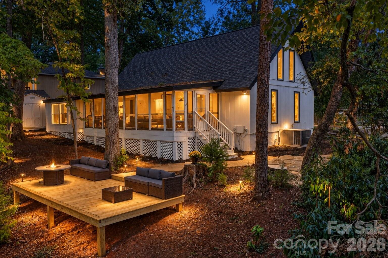 1068 Gauguin Lane — photo