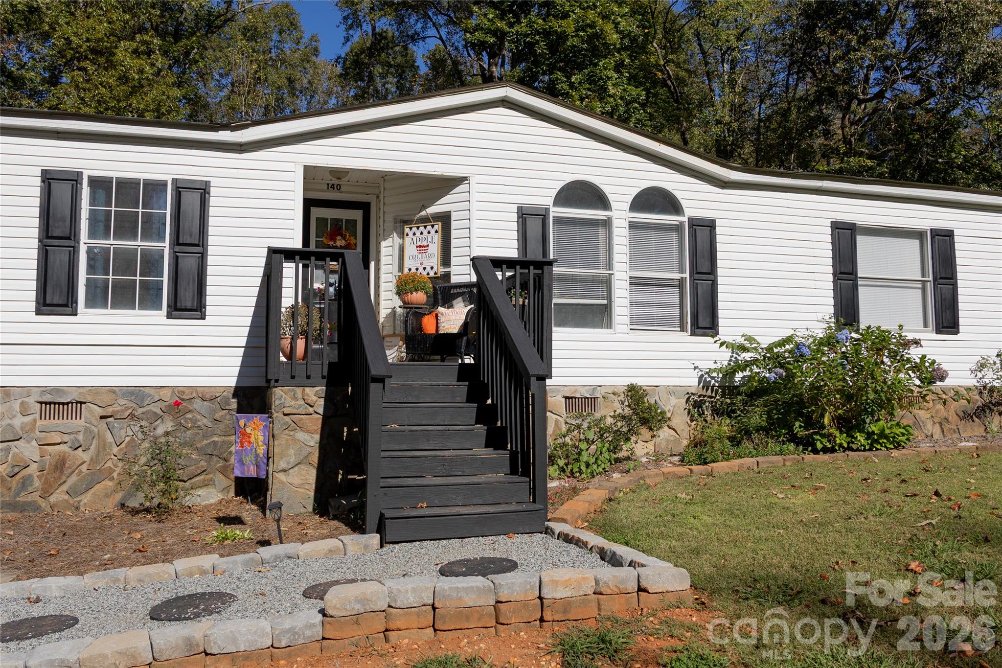 140 High Ridge Circle — photo