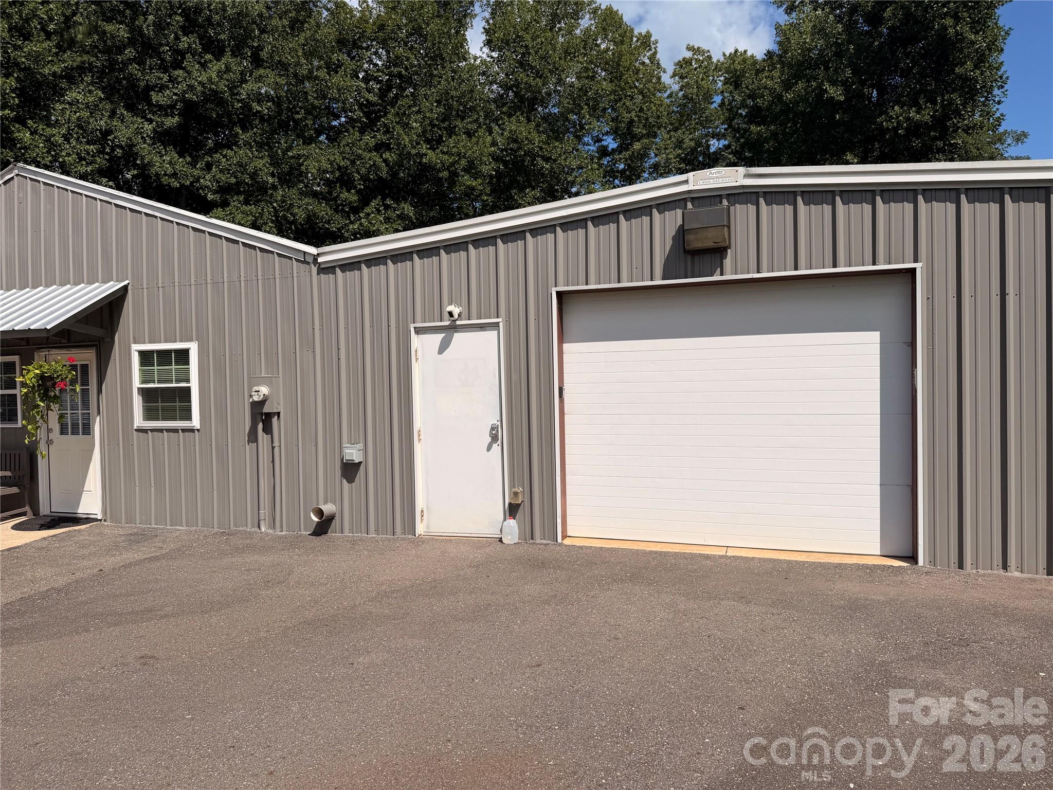 669 Old Lowgap Road — photo