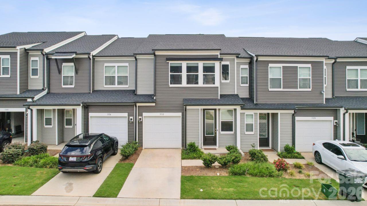 3132 Hutton Gardens Lane — photo