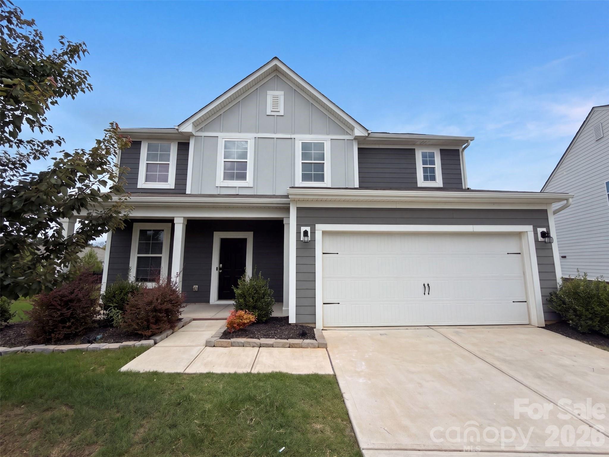 2818 Dominion Court — photo