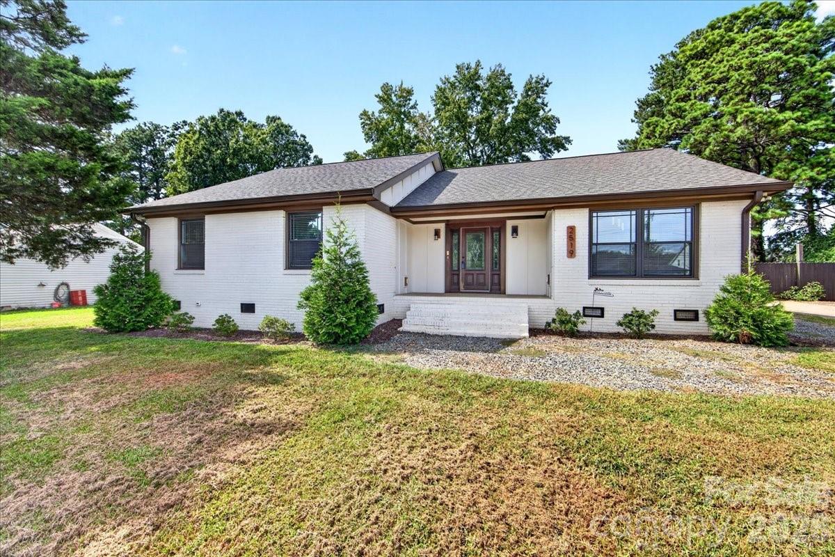 2519 Matthews Mint Hill Road — photo