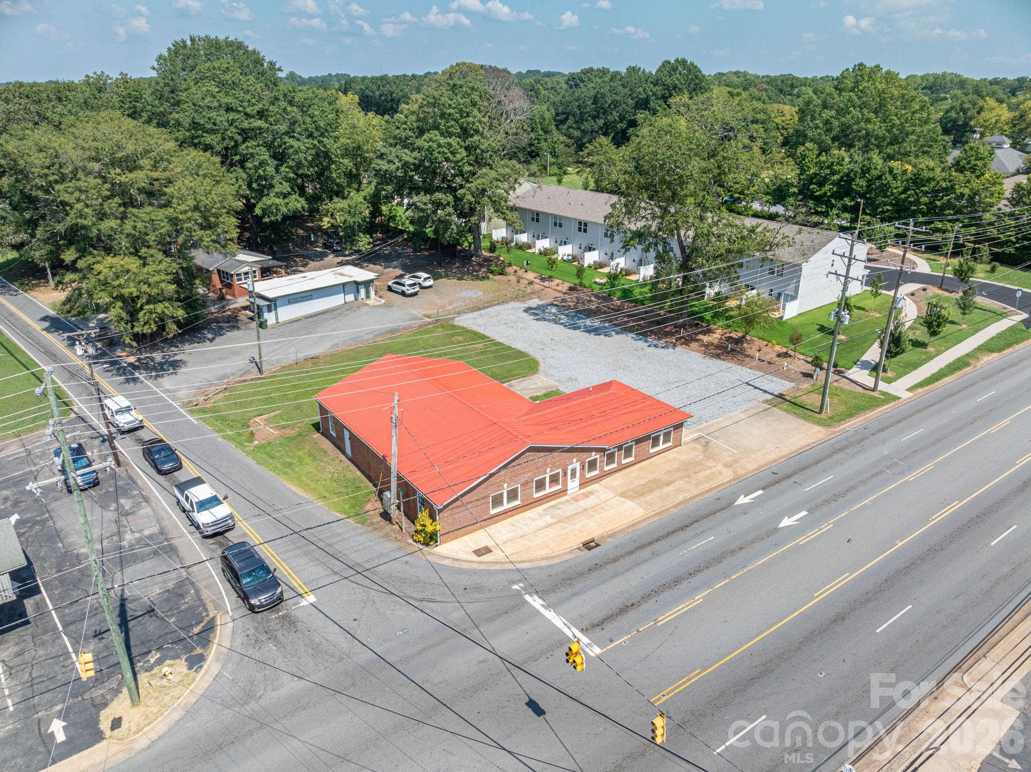 2303 E Main Street — photo