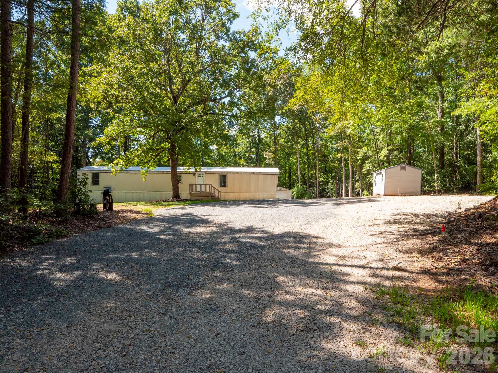 6303 Griffin Road — photo