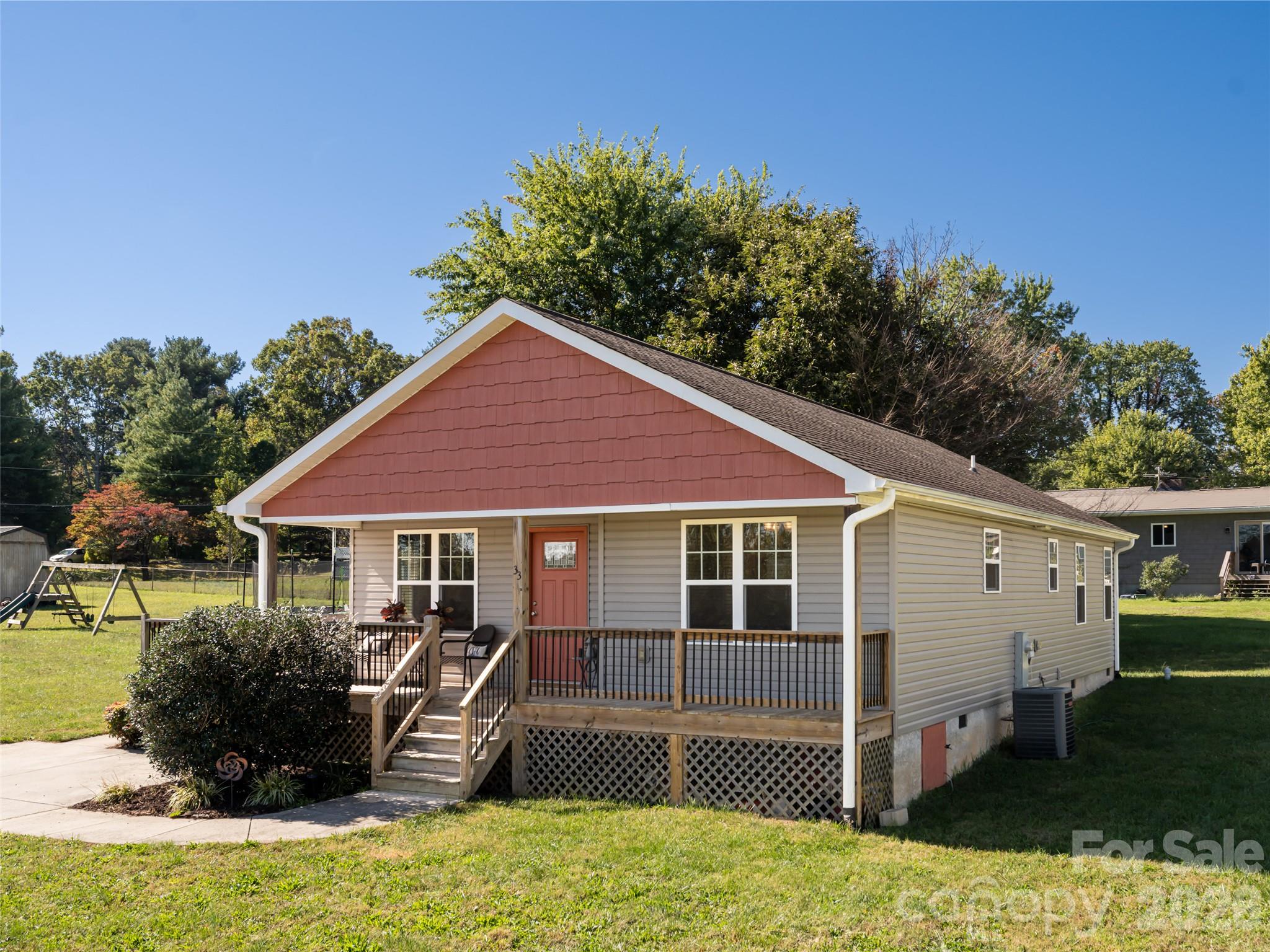 33 Sherman Meadows Drive — photo