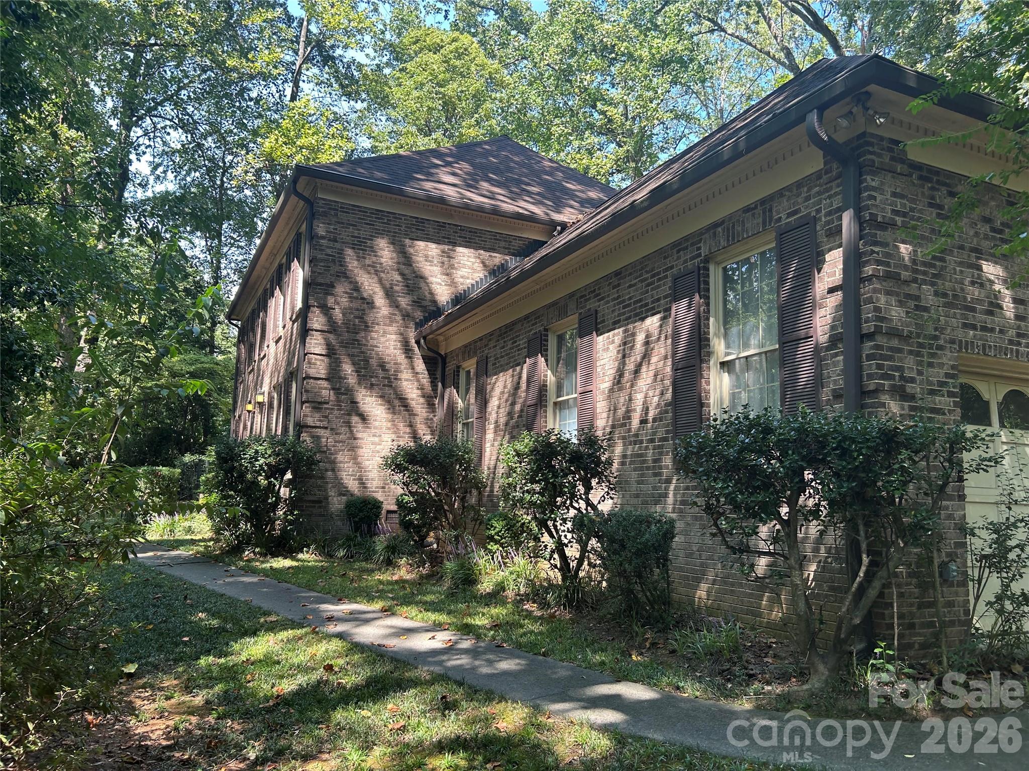 101 Medearis Drive — photo