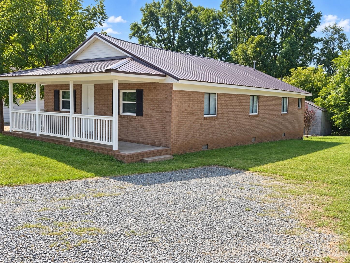 1231 Bradford Heights Road — photo