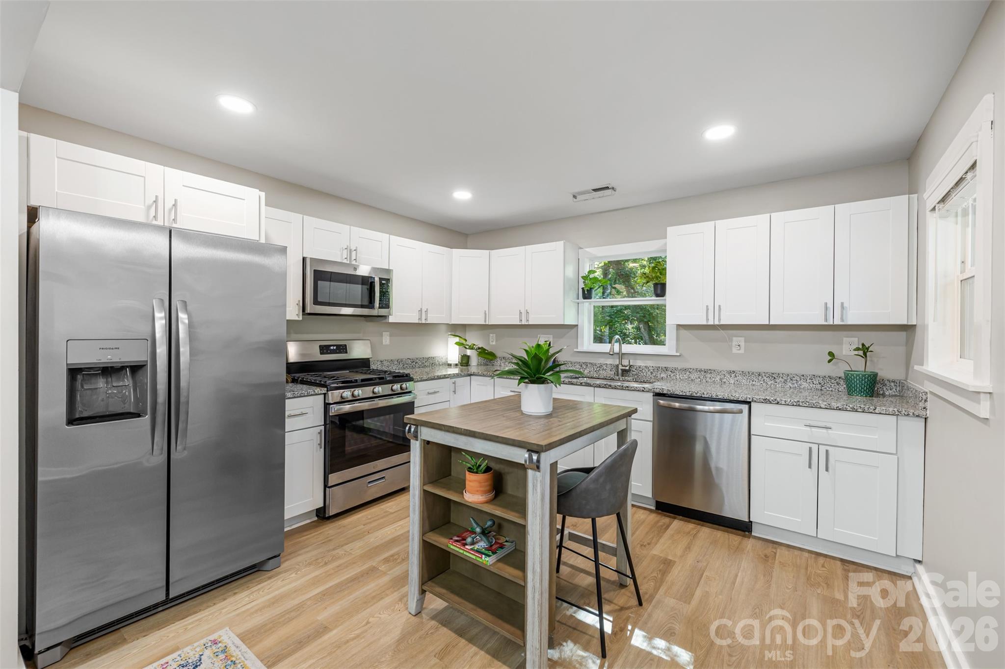 424 Arbor Drive — photo