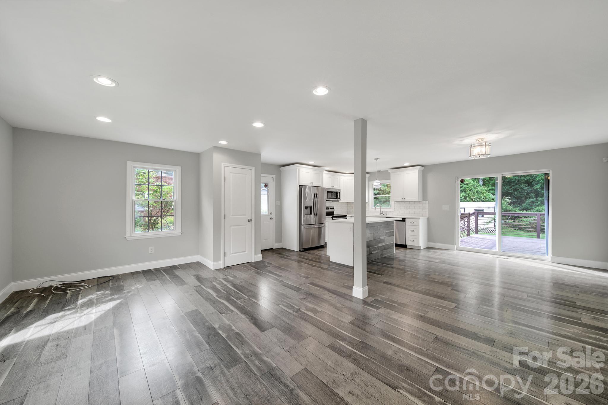 1200 Vickie Lane — photo
