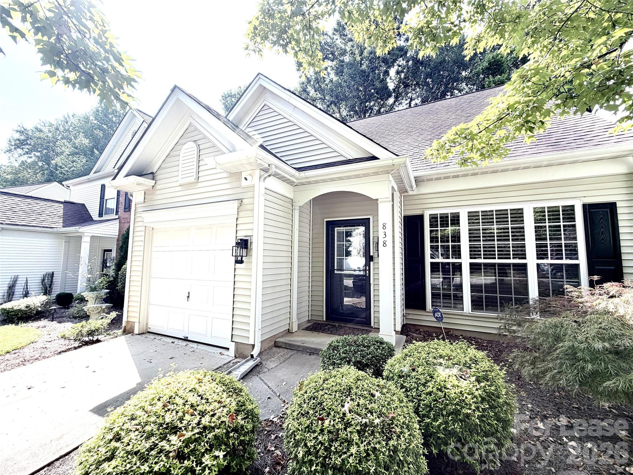 838 Autumn Rain Lane — photo