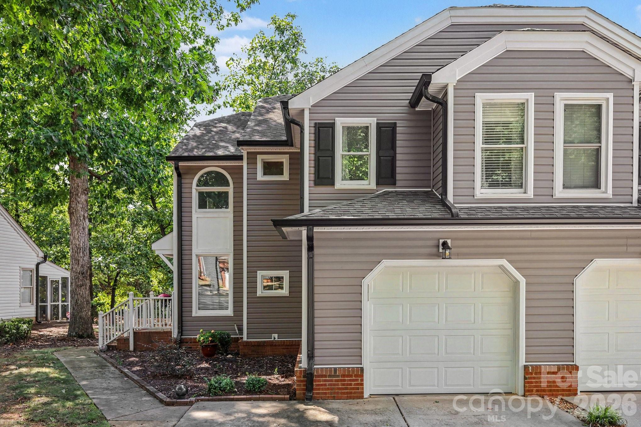 8609 Fox Chase Lane — photo