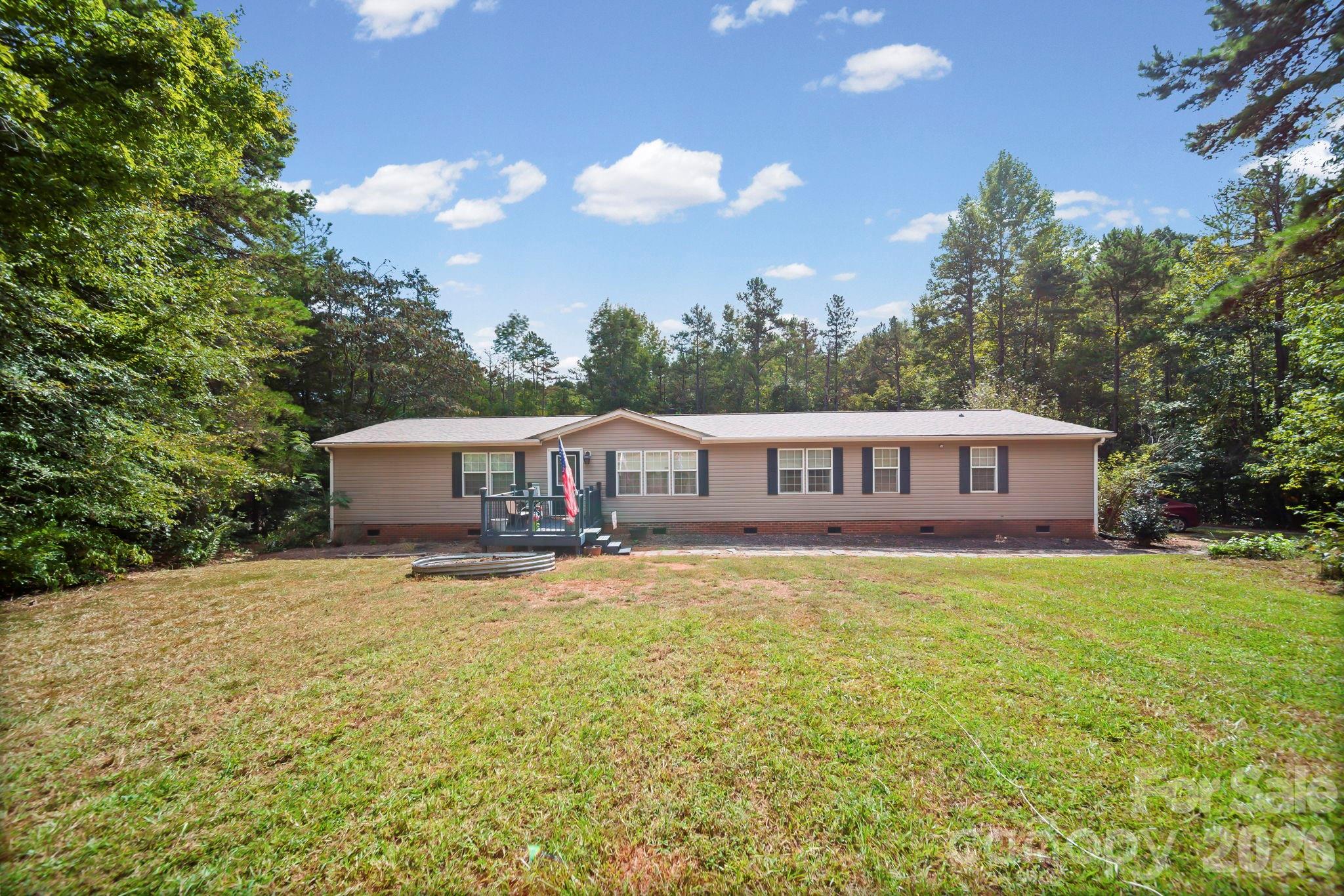 8027 Hillanby Court — photo