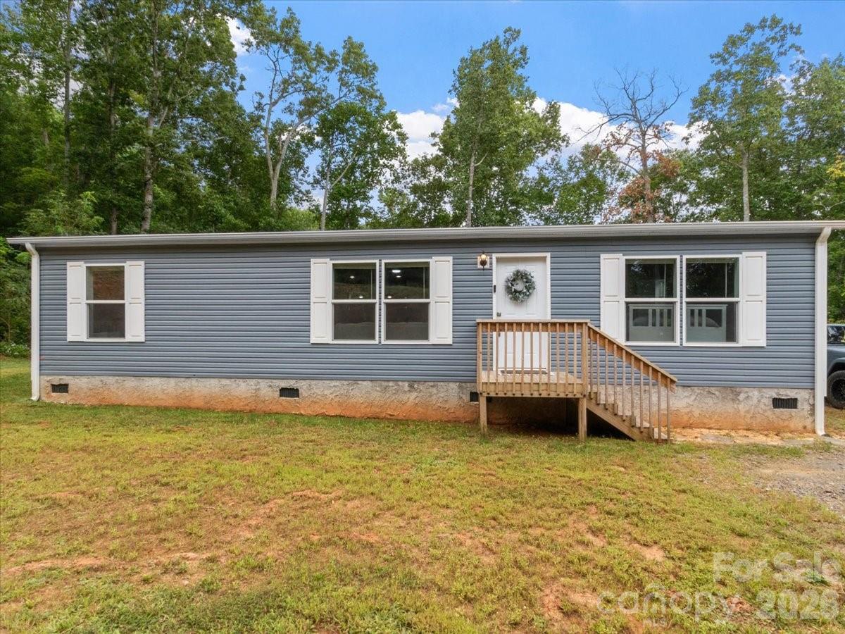 472 Laurel Heights Drive — photo