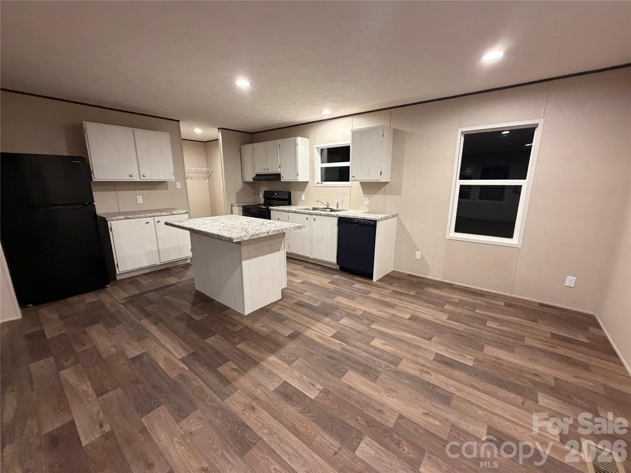 4548 Homestead Drive — photo