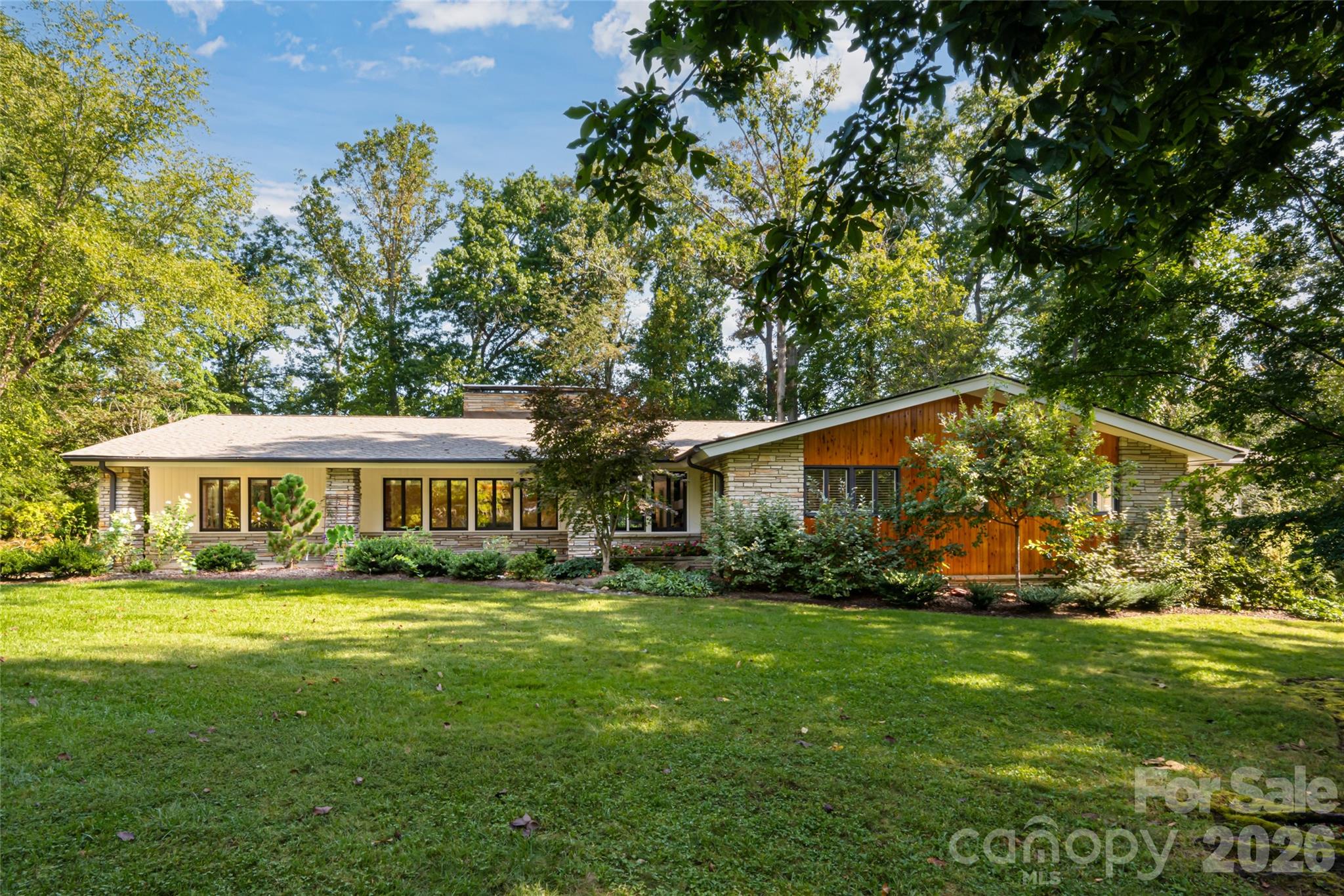 6 Deerfield Road — photo