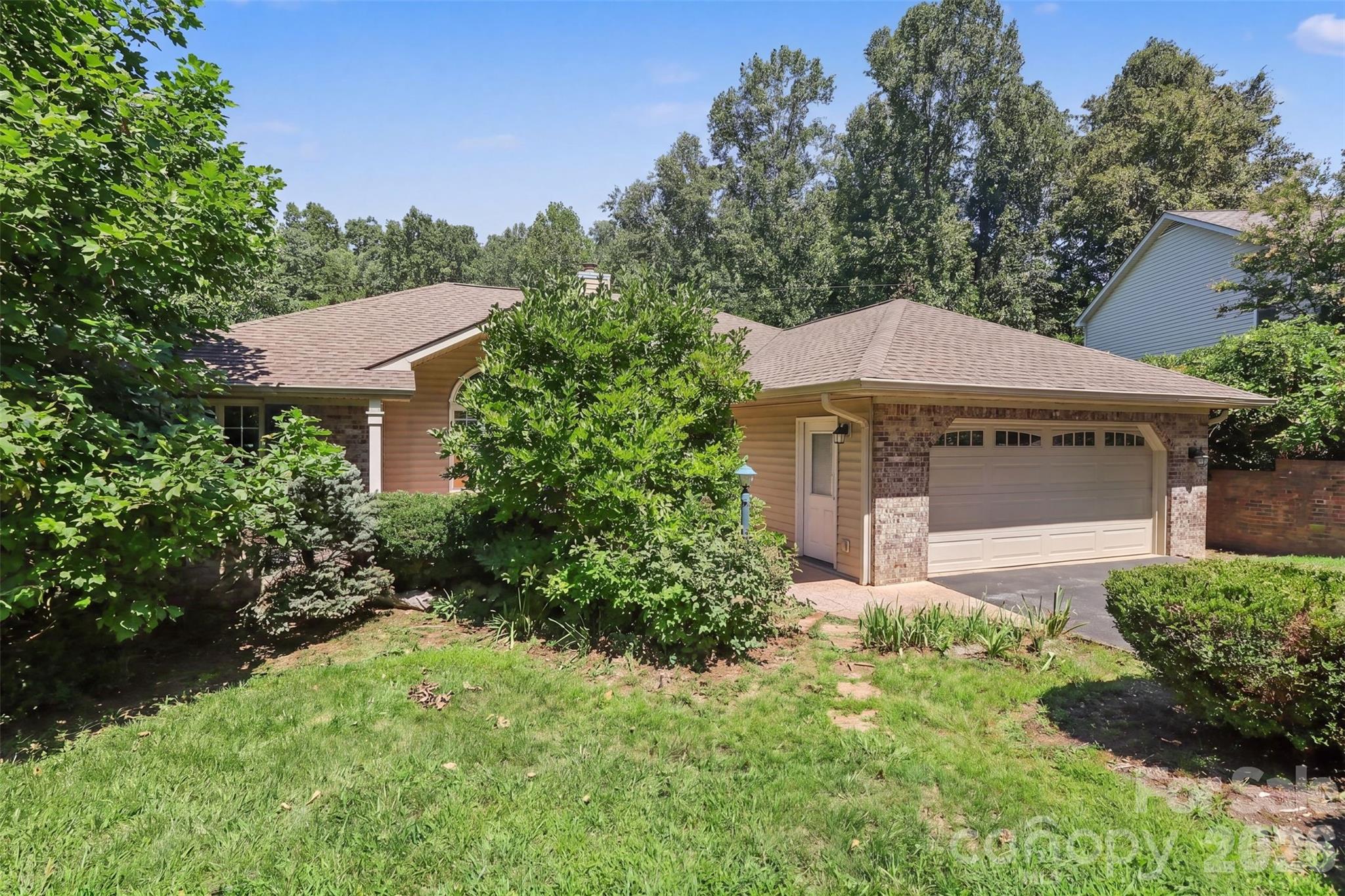 7 Firestone Court — photo