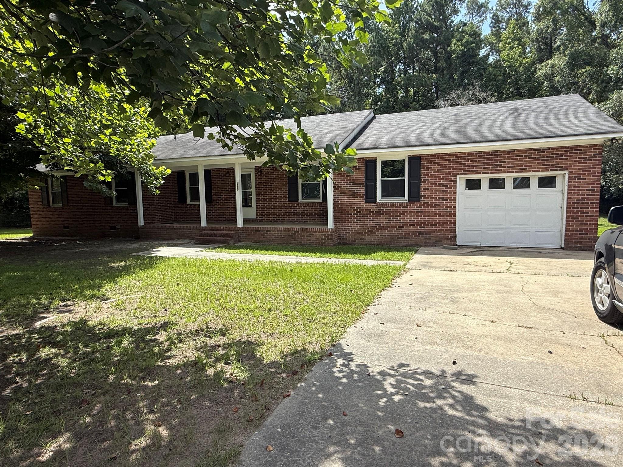 399 Grey Fox Court — photo