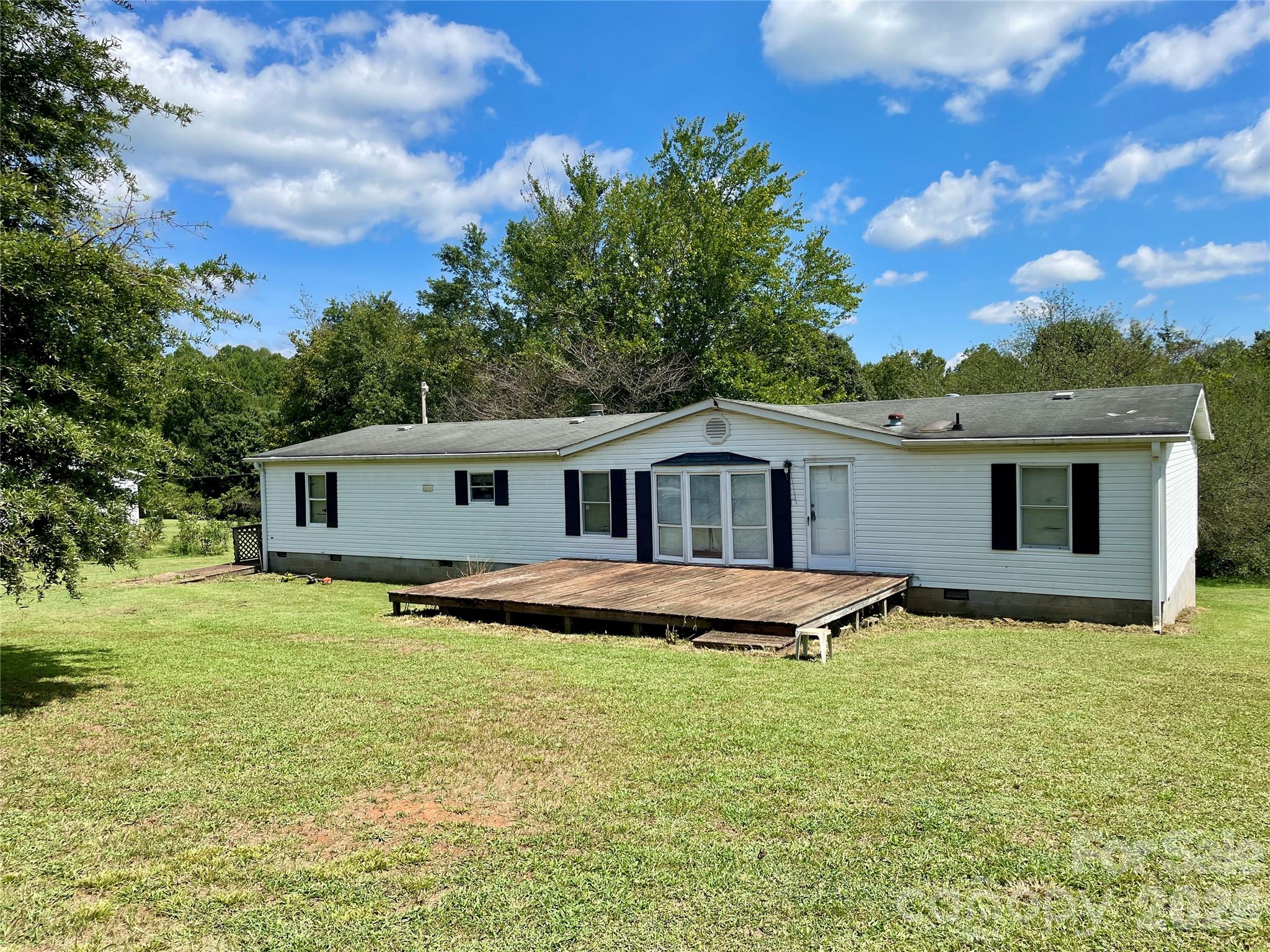 112 Flake Road — photo