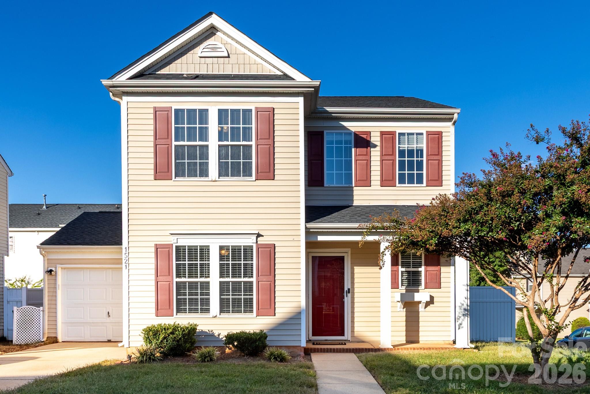 1521 Hyacinth Court — photo