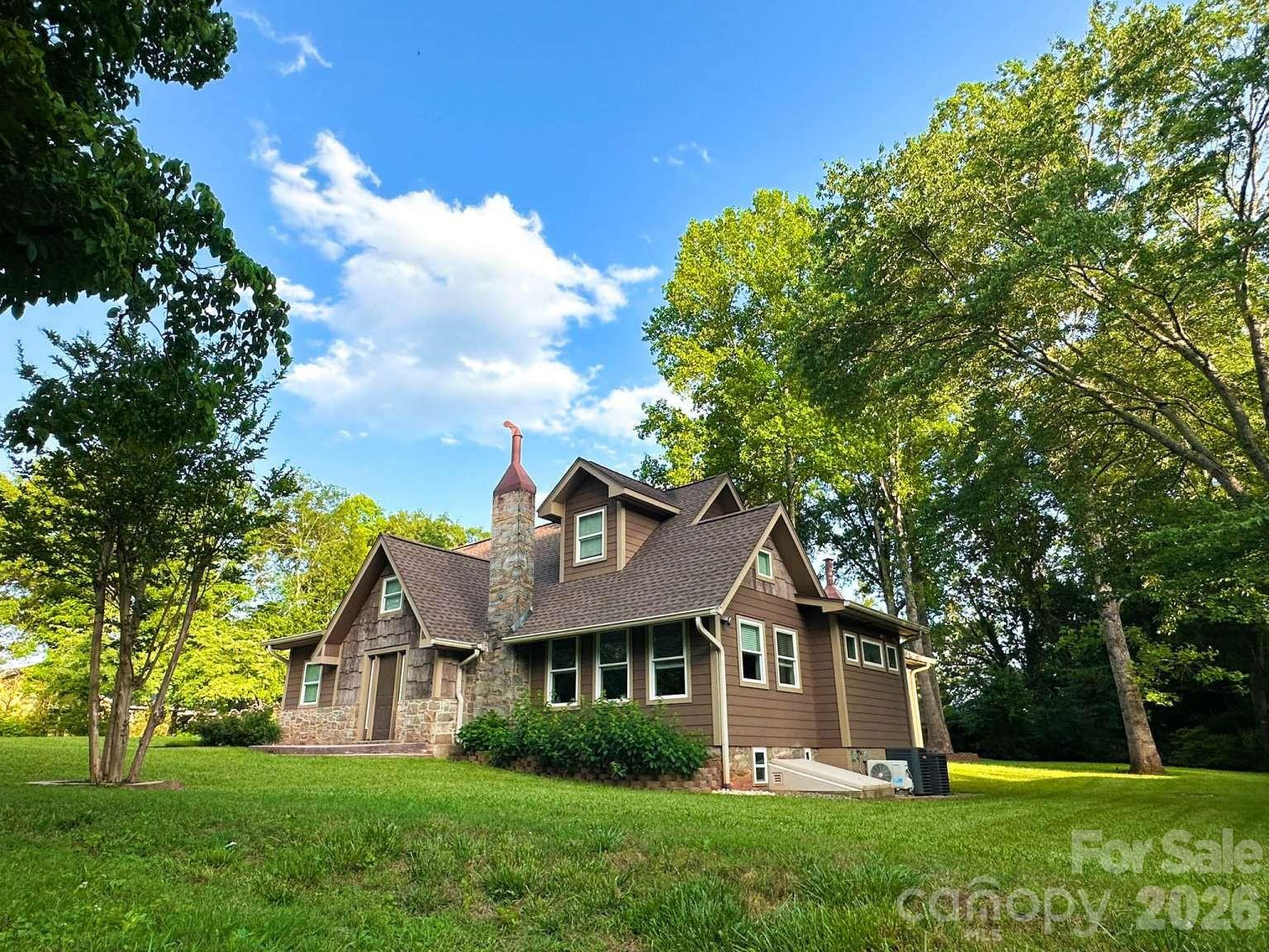 141 Carnegie Road — photo