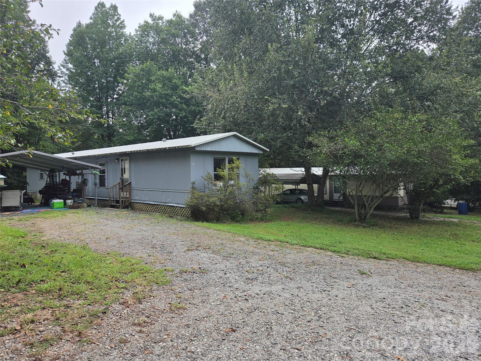 26 Den Lane — photo