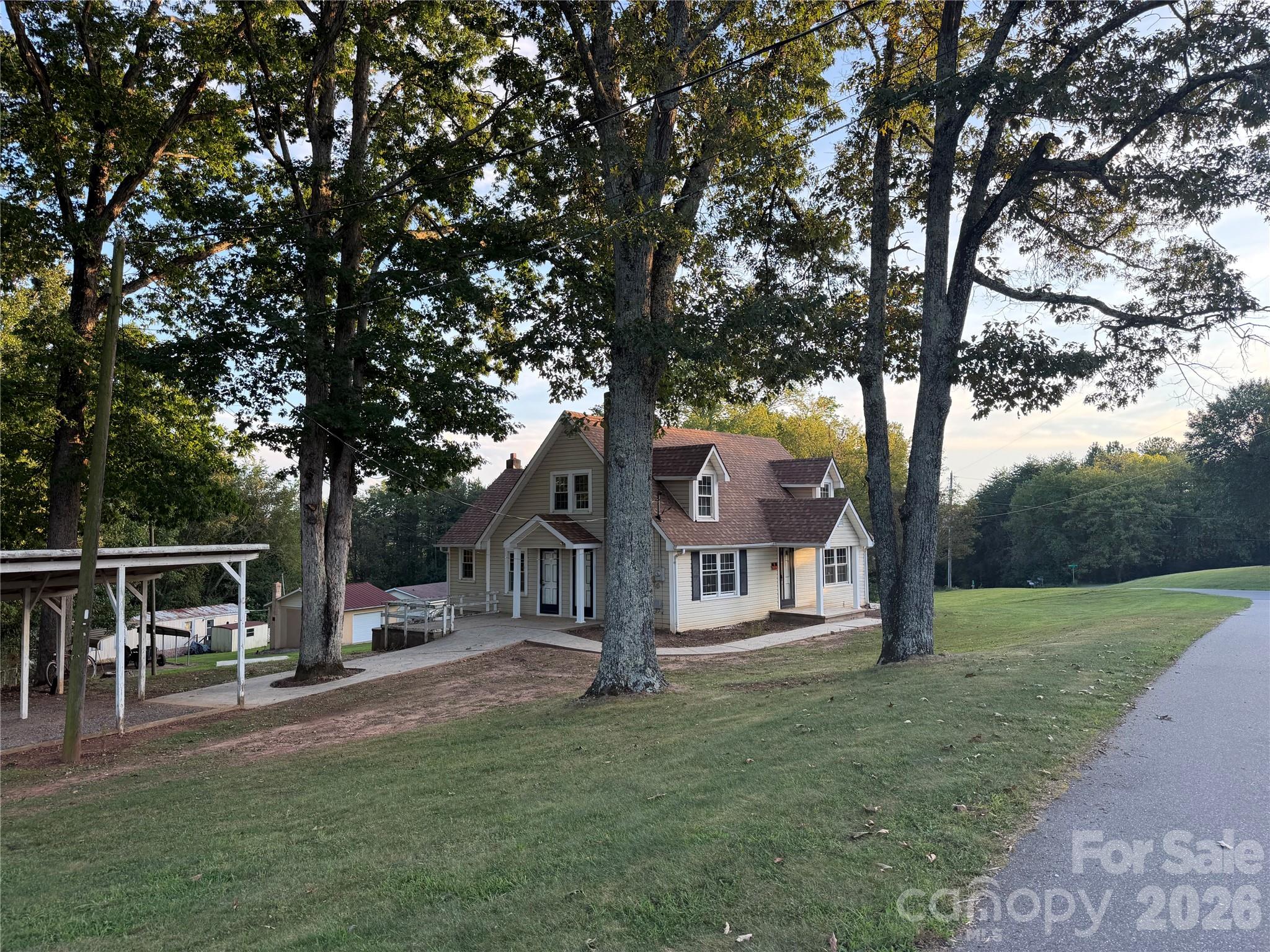 3575 Huie Street — photo
