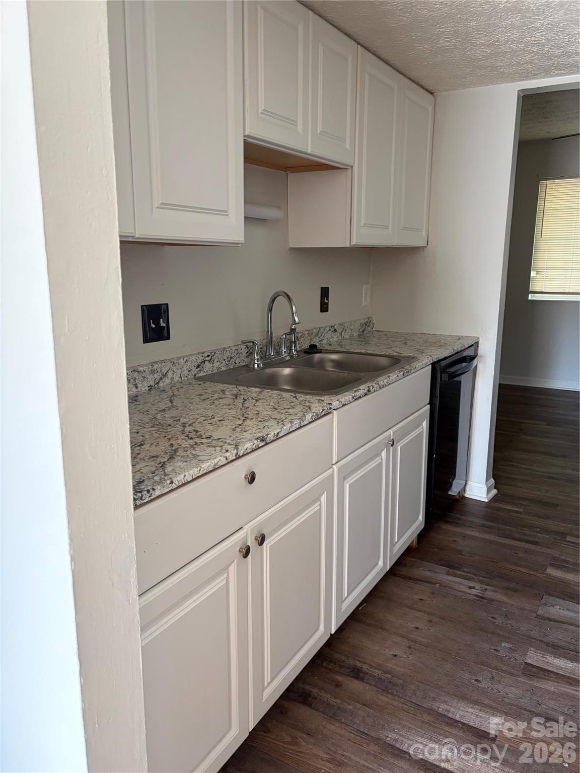 9456 Lexington Circle Unit C — photo
