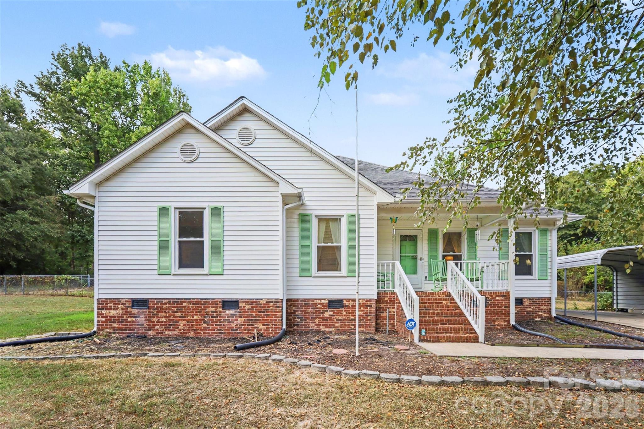 515 Harmony Glen Circle — photo