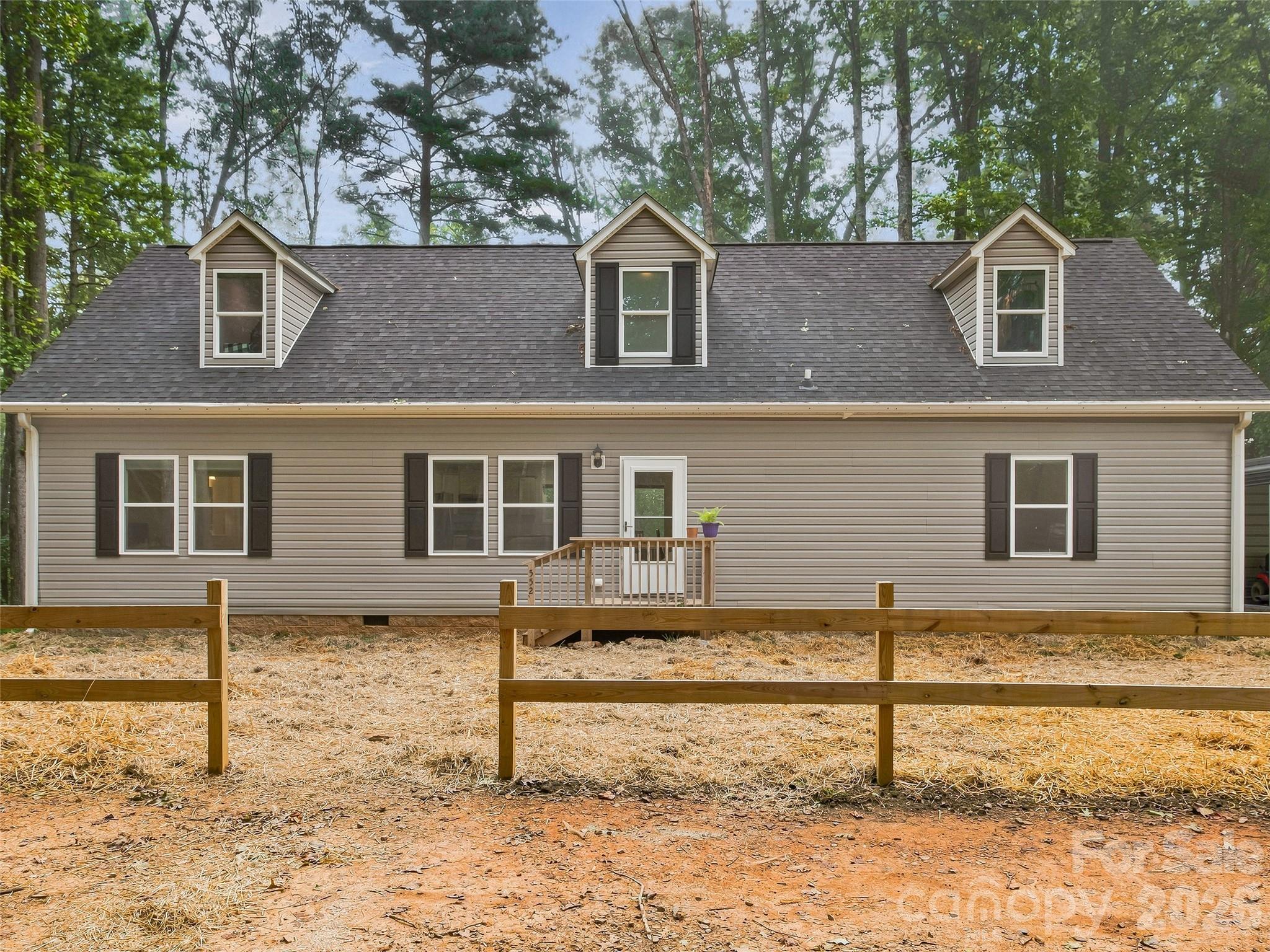 552 Bass Lake Drive — photo