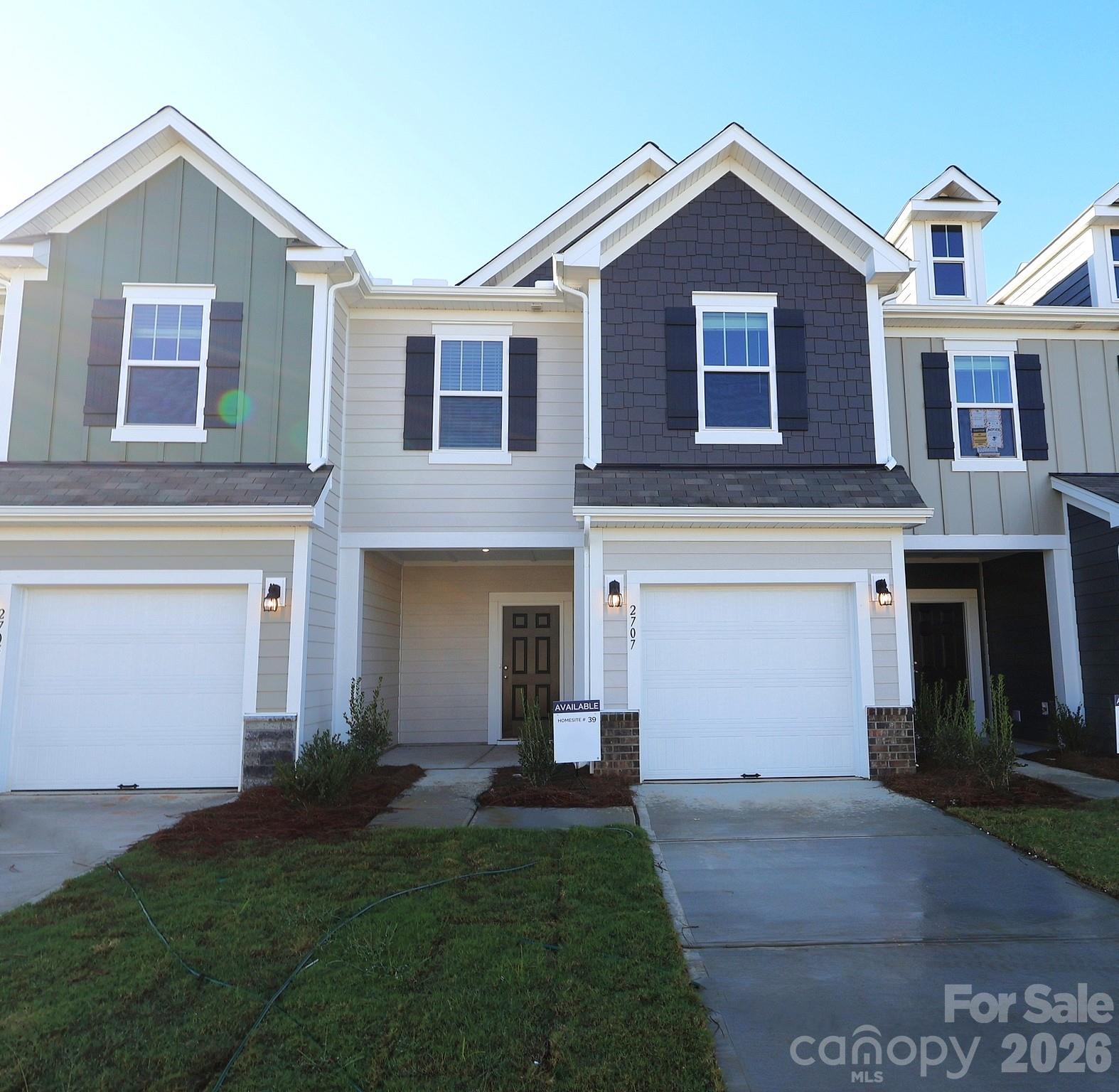 2707 Yeager Drive NW — photo