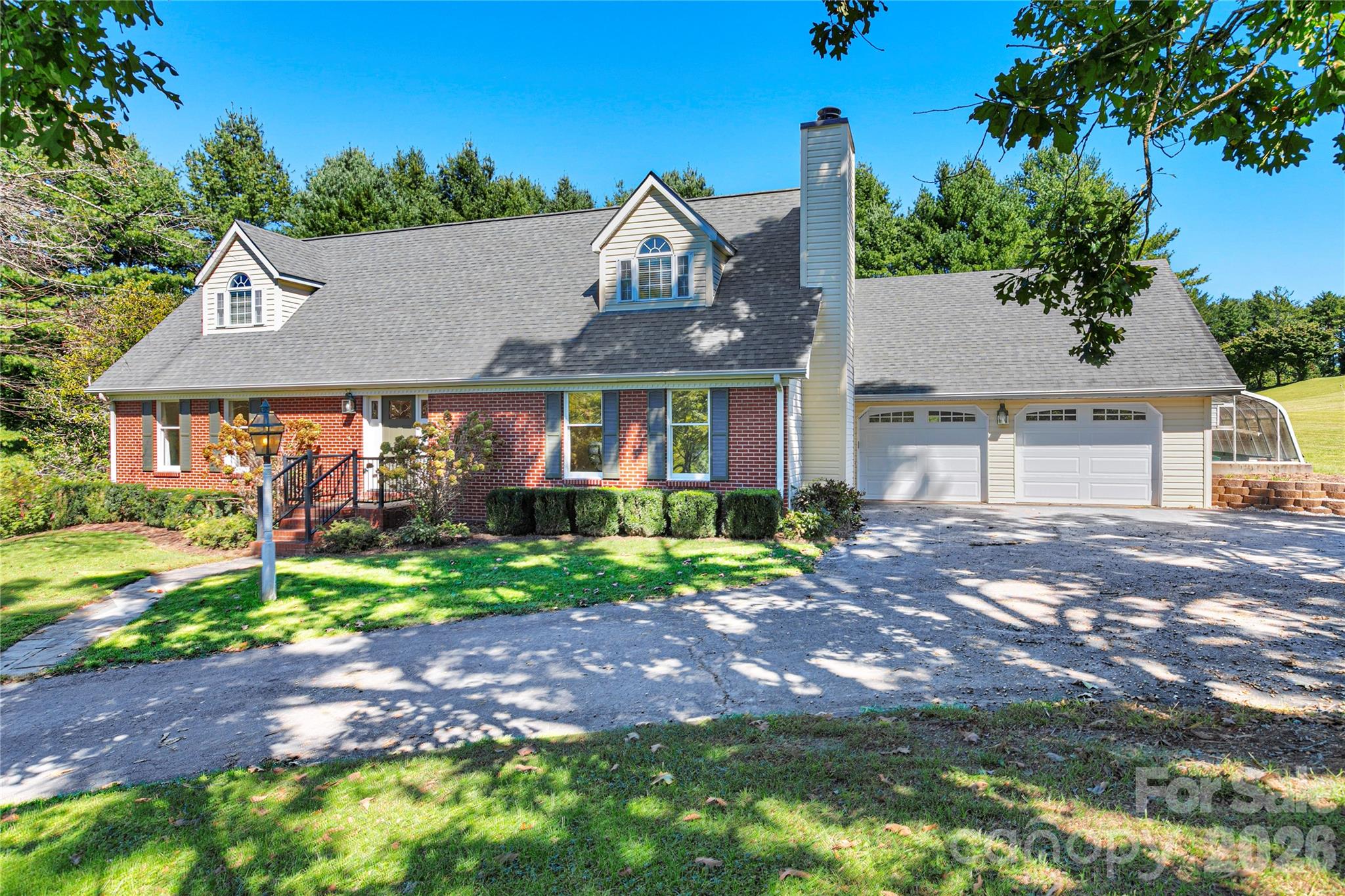 618 Windover Drive — photo